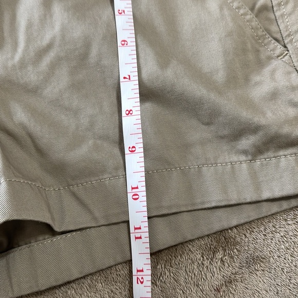 J Crew Woman’s 100% Cotton Chino Broken in Shorts - Picture 7 of 9